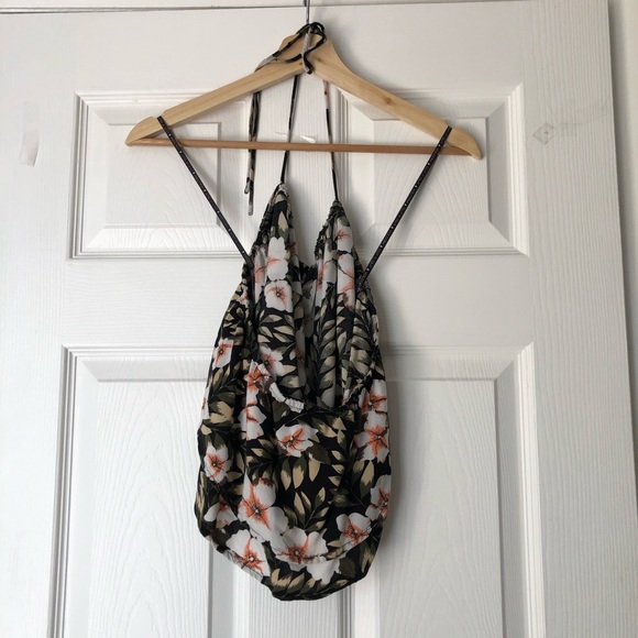 Volcom True to This Hawaiian Floral Halter Top - Picture 6 of 10